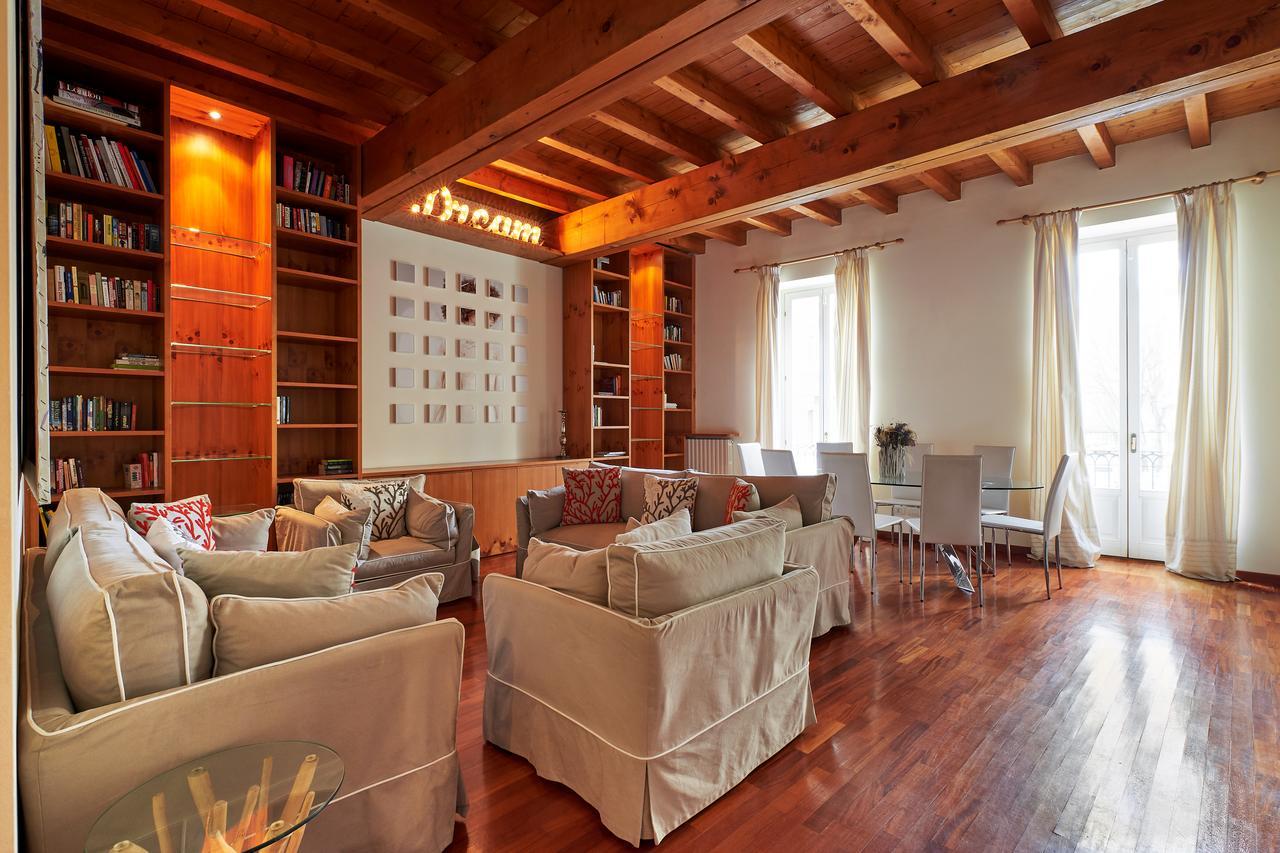 Brera Trilocale Apartment Milan Luaran gambar